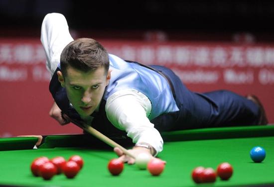 抢和敏捷的 抢和敏捷的