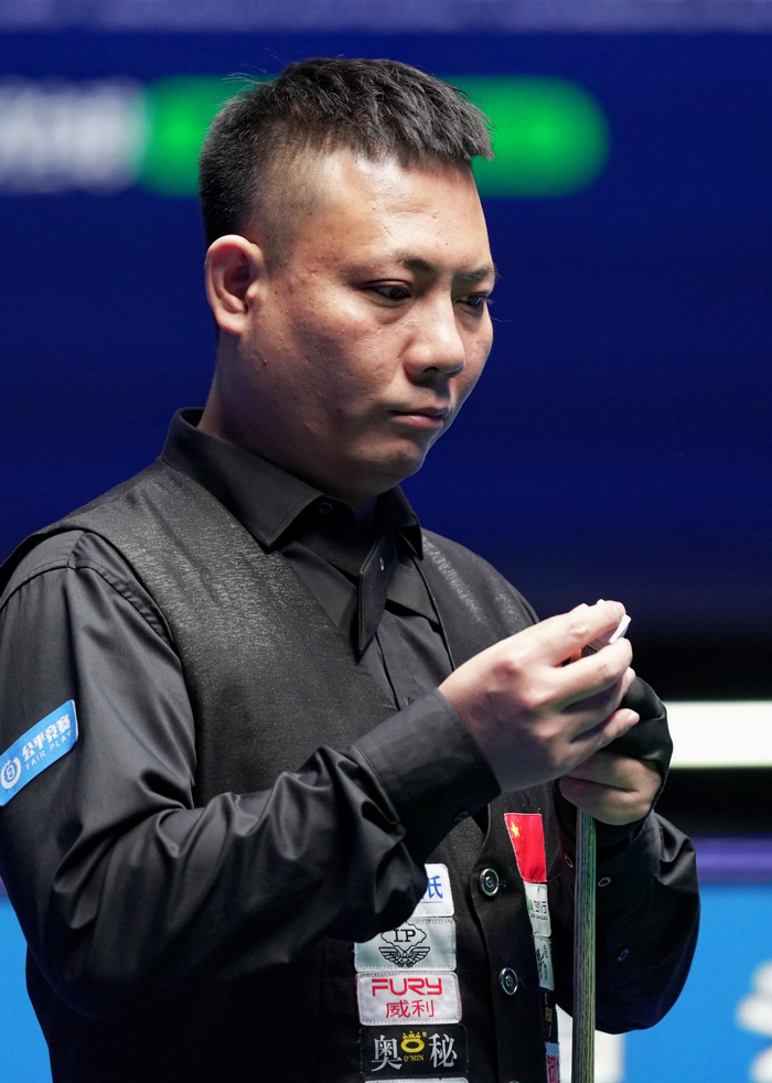 其深厚的足 其深厚的足