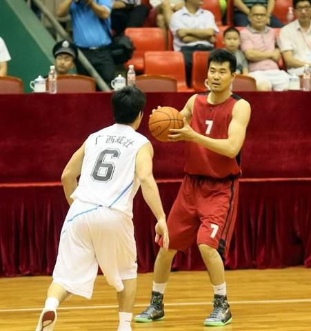 转播镜头捕 转播镜头捕