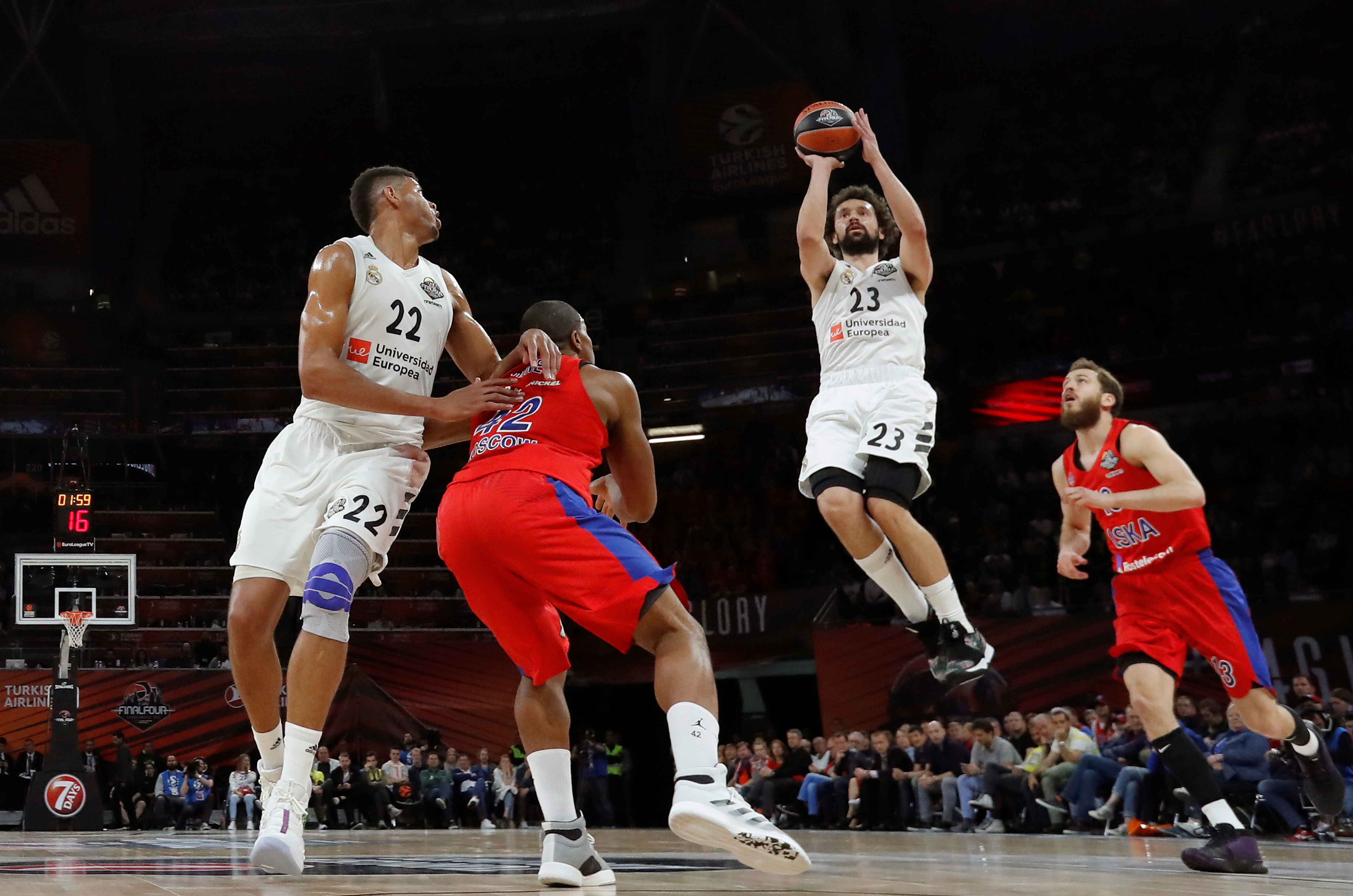 教练组把攻 教练组把攻