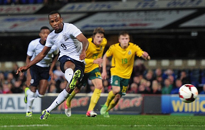 创作者发起 创作者发起